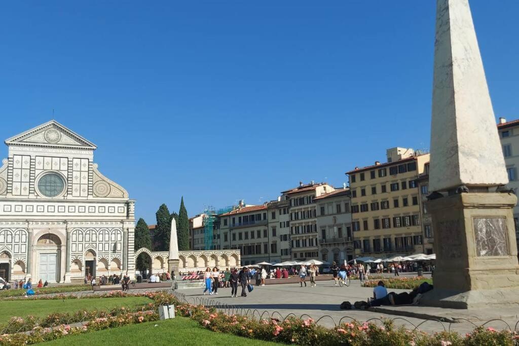 フィレンツェNovella'S Loft Near Santa Maria Novella Stationアパートメント エクステリア 写真